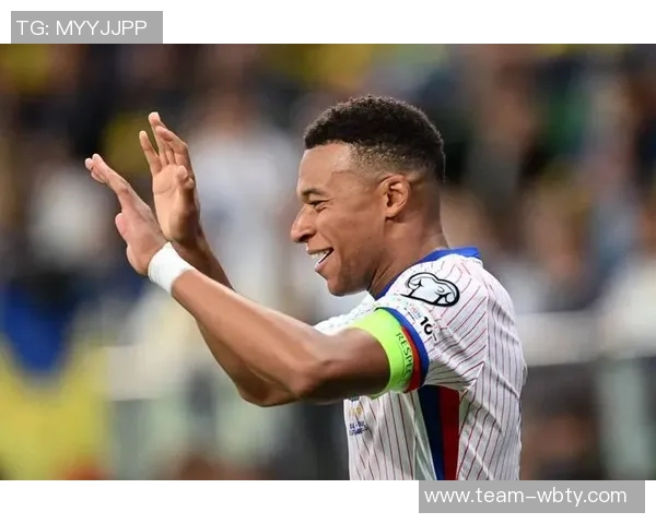 姆巴佩伤情加重带伤报到法国队黄潜之战脚踝扭伤影响状态 姆巴佩伤情加重带伤报到法国队黄潜之战脚踝扭伤影响状态