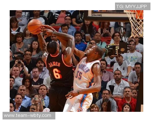 雷霆三分球命中率惨淡热火半场表现亮眼形成明显对比