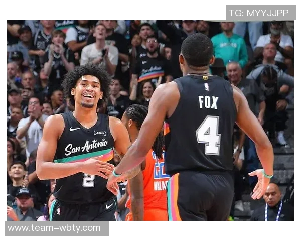 马刺替补发威四人得分上双合力砍下68分哈珀独得22分助球队取胜